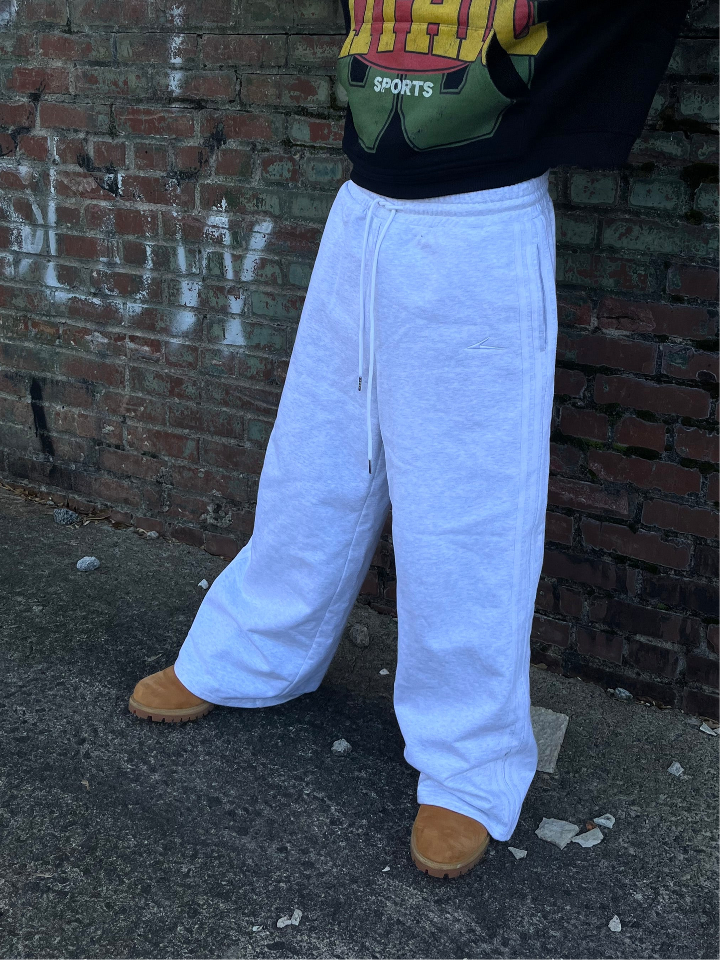 GREY TRACK PANTS