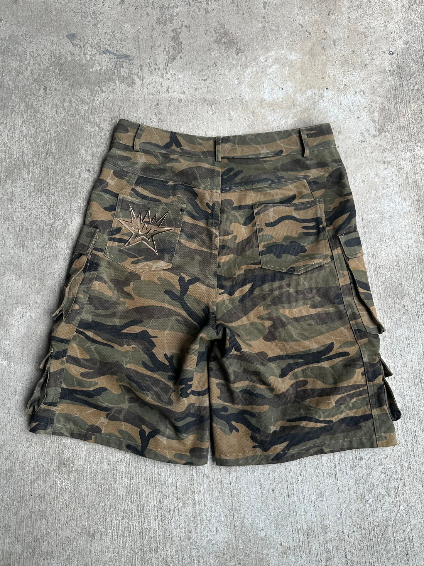MARBLED CAMO SHORTS
