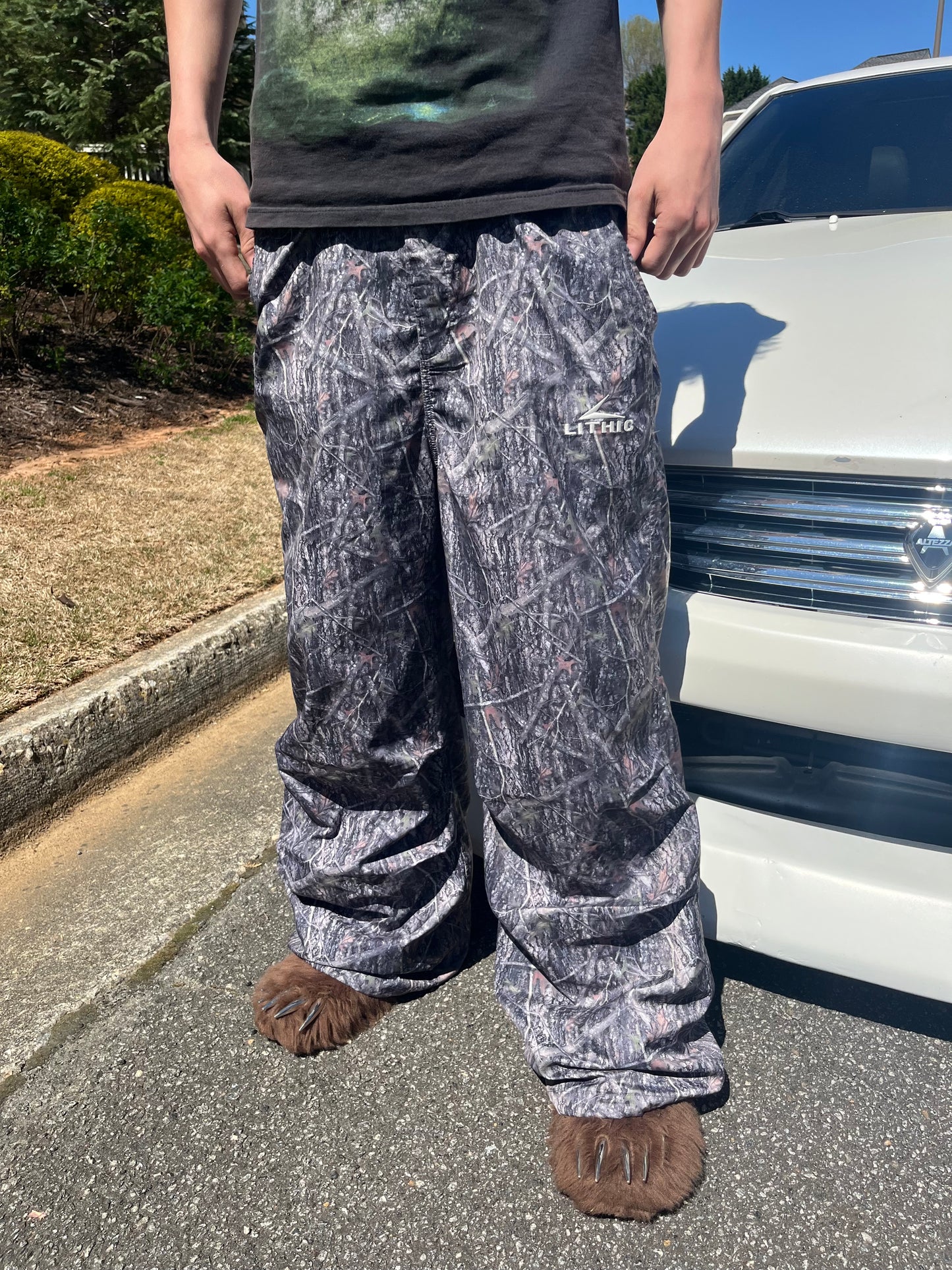 CAMO PARACHUTE PANTS